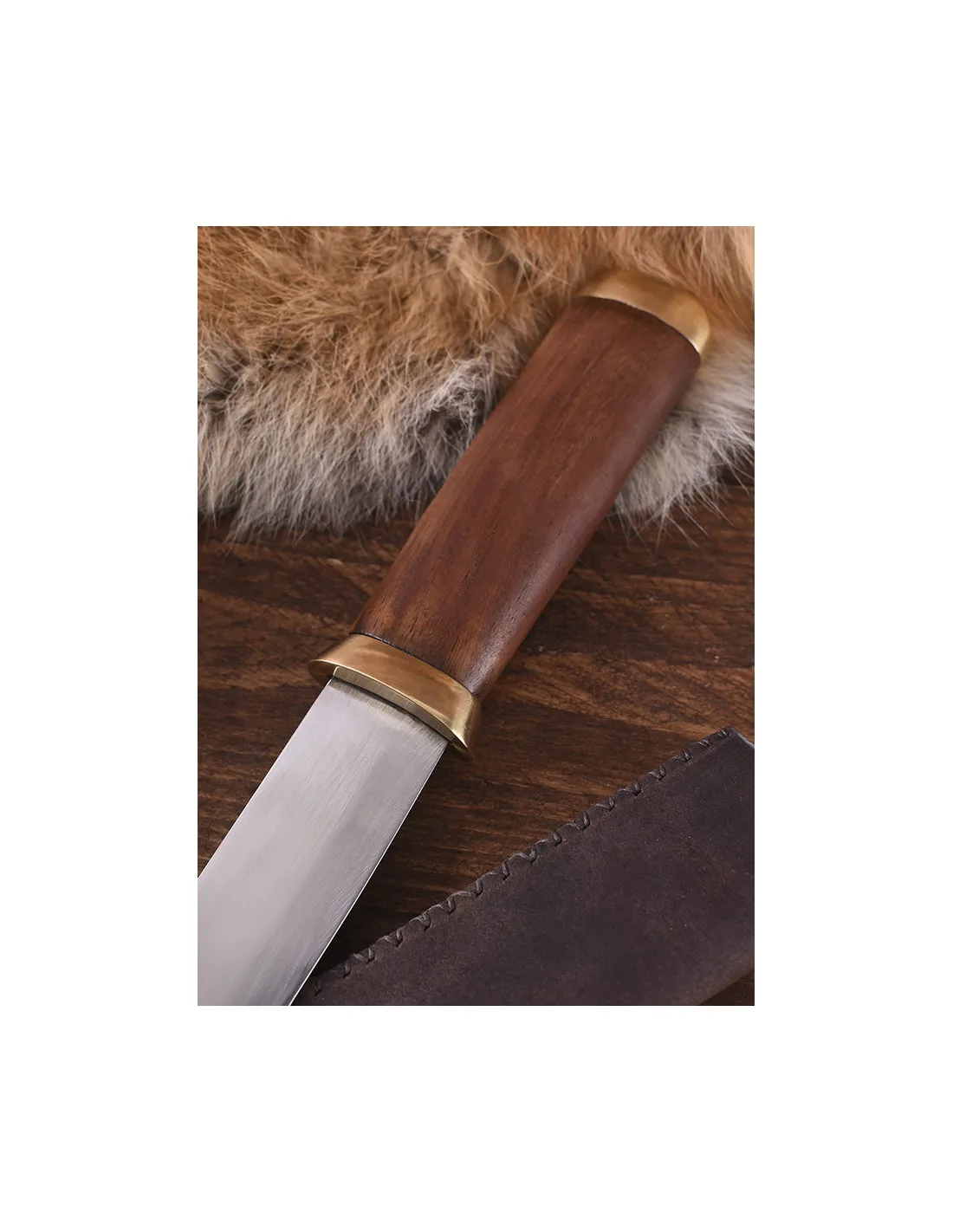 Cuchillo Seax hoja acero al carbono, funda de ante marrón