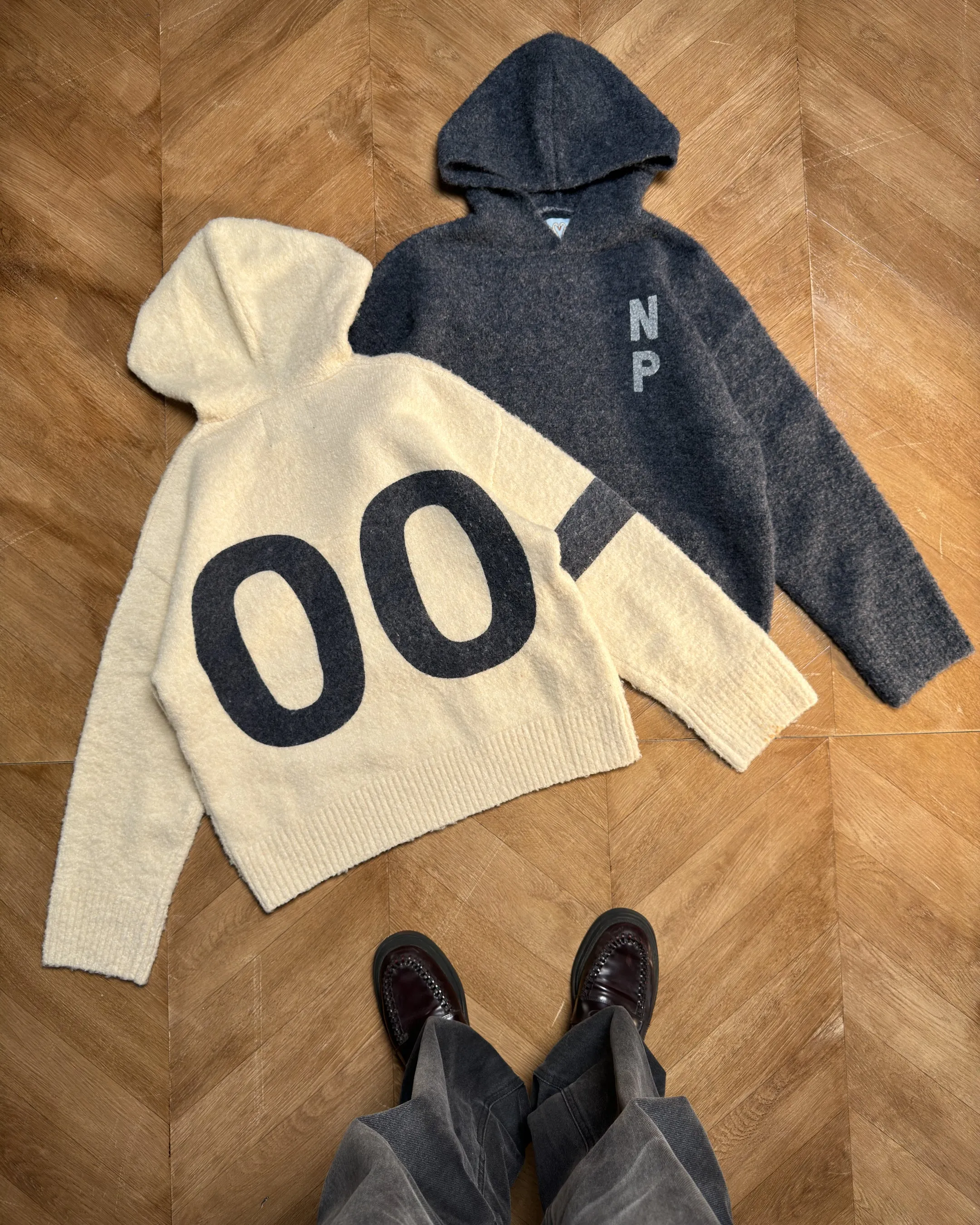 NUMBERS SWEATER HOODIE MARSHMALLOW