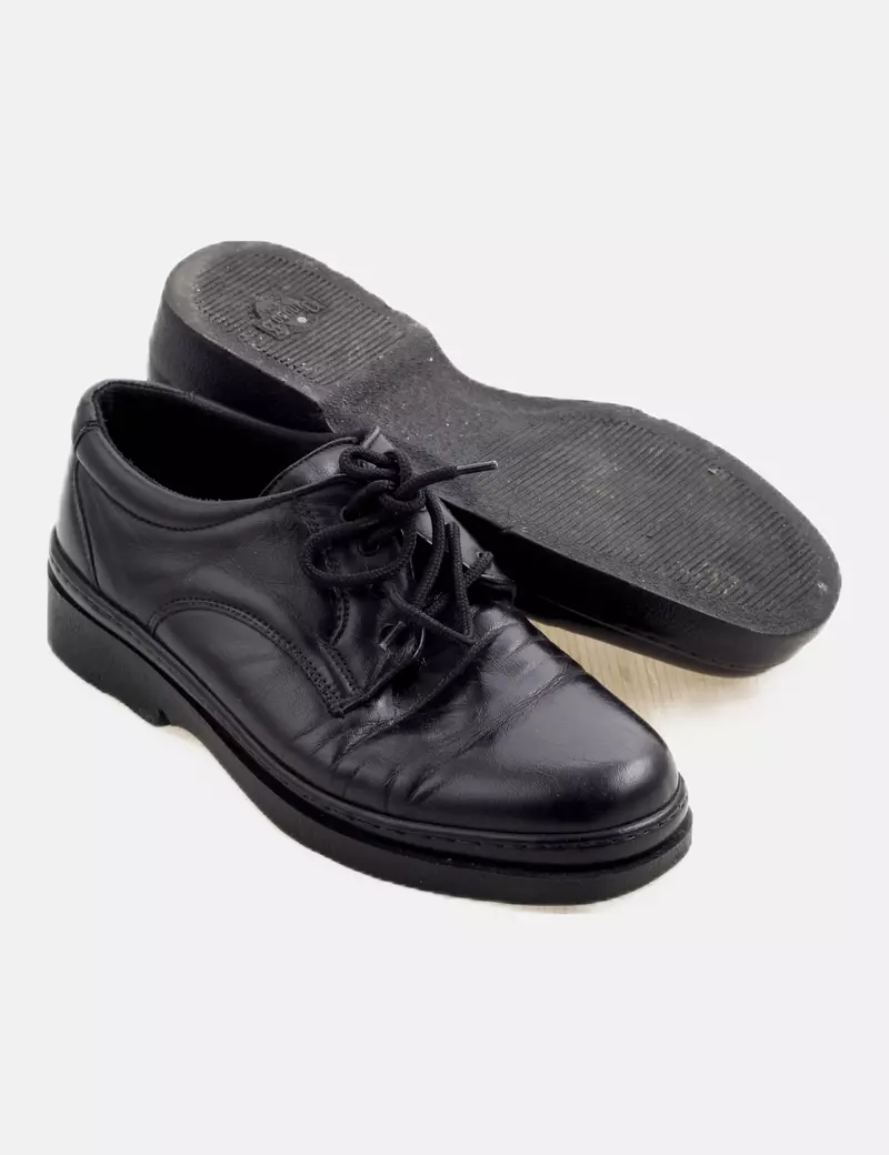 Pinoso´s Zapato negro cordones