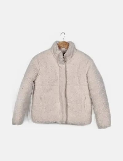 Primark Chaqueta beige borrego